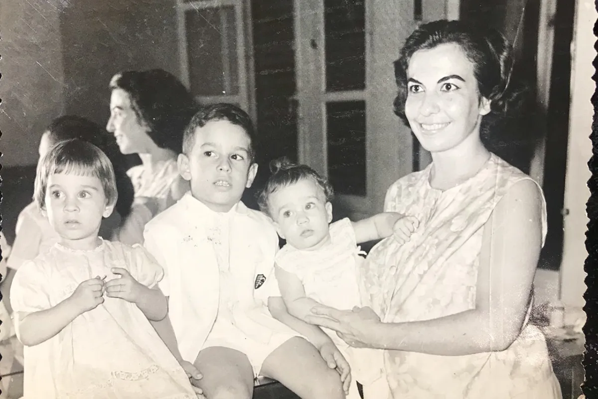 Older photo of Elsa Rodriguez with her children