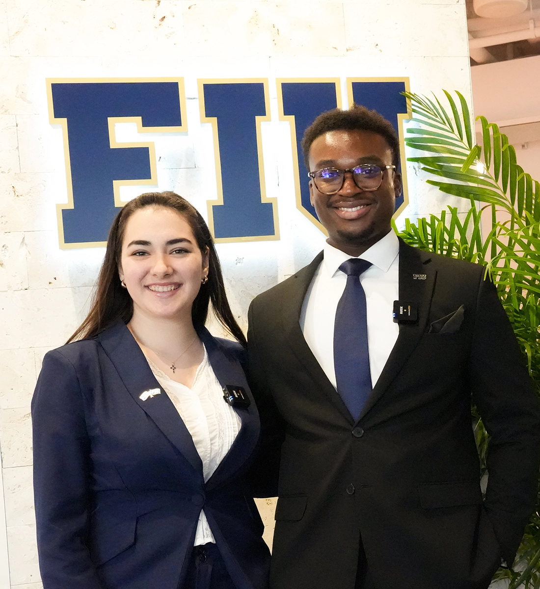 honors students together