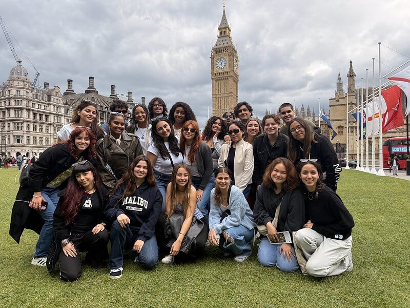 Honors Study Abroad students in front of Big Ben in London