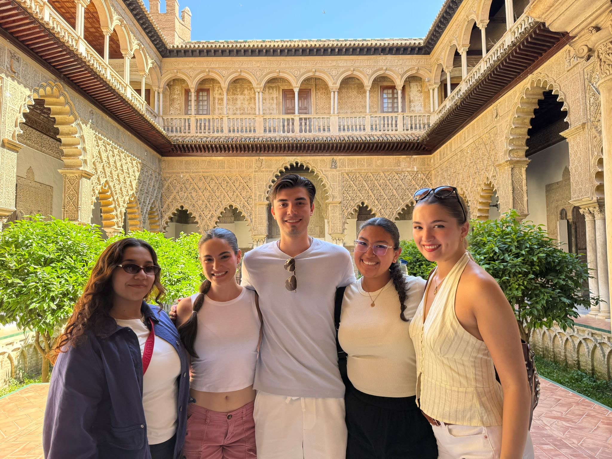 Honors Abroad students at a Spanish villa